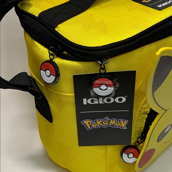 Pokemon Pikachu 9 Can Insulated Square Igloo Cooler Bag NWT - Picture 9 of 12